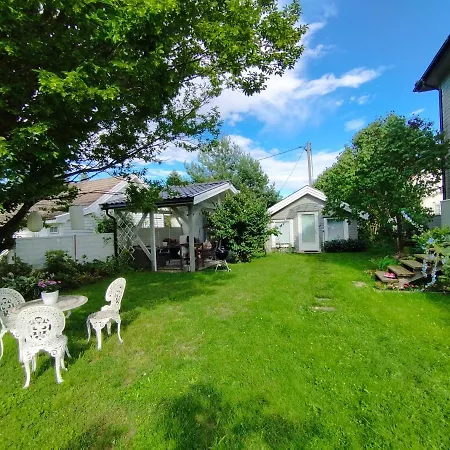 In The Garden 4* Hokksund